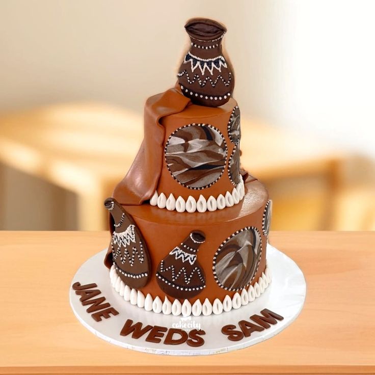 Traditional Pots Kuhingira Cake